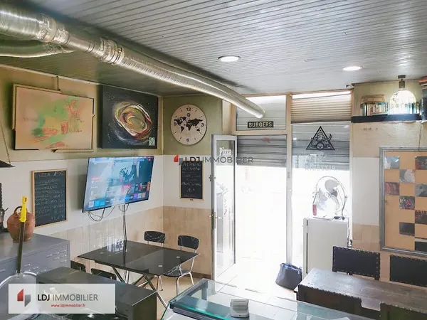 Commerce 32 m²