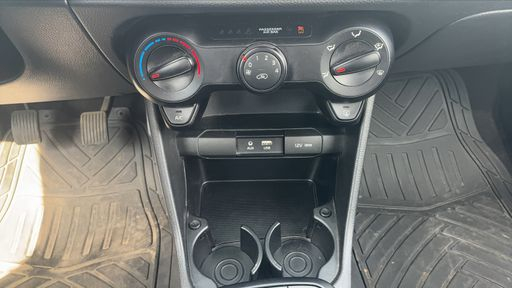 Kia Picanto 1.0 67 - Active – 2018 – 128000 km – Essence – Boîte Manuelle — photo 17