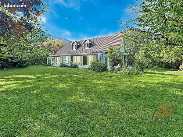 Maison 6 pièces 190 m²