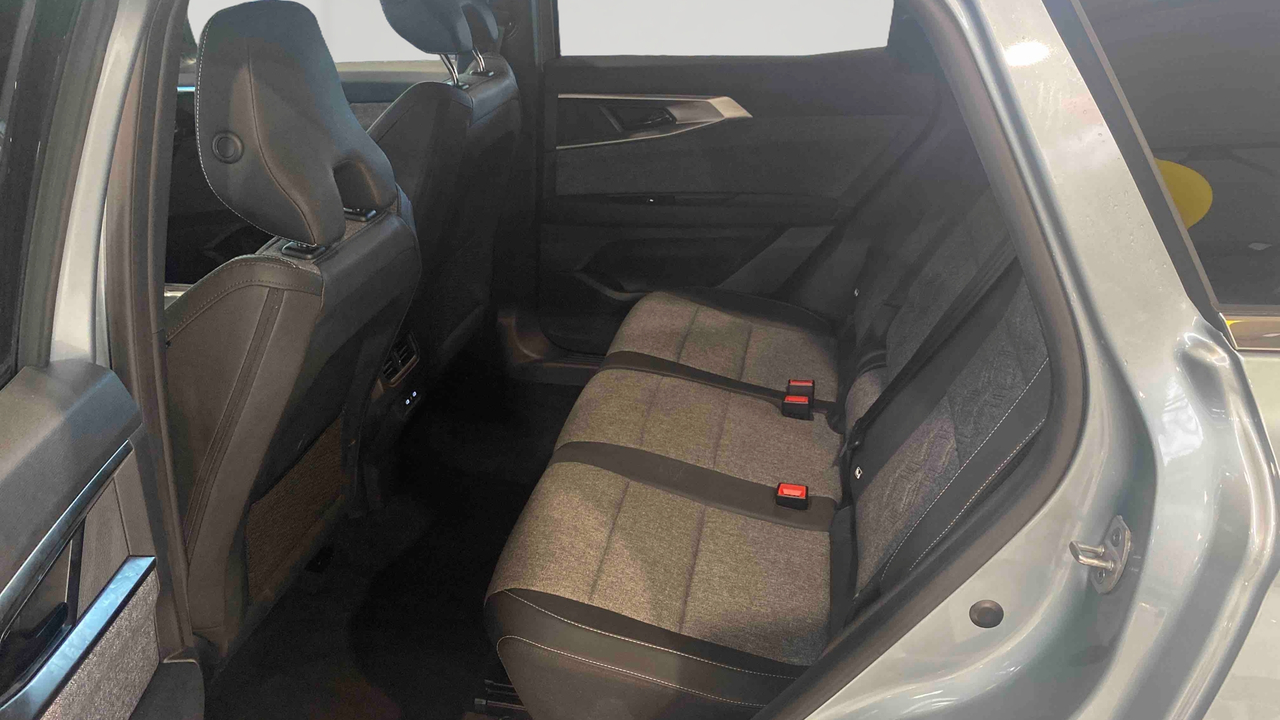 Renault Espace full hybrid E-Tech 200 ch 7pl — photo 12