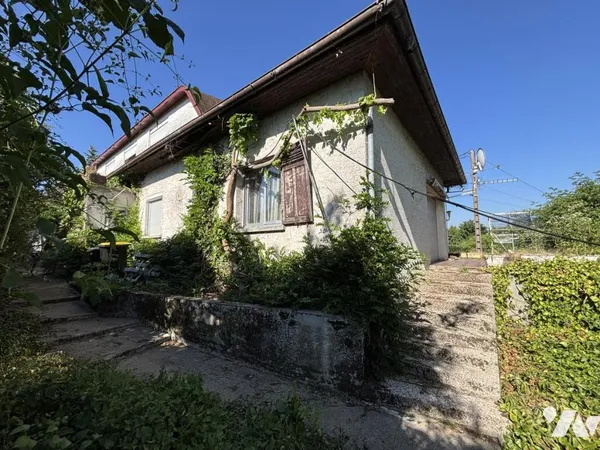 Maison 5 pièces 140 m²