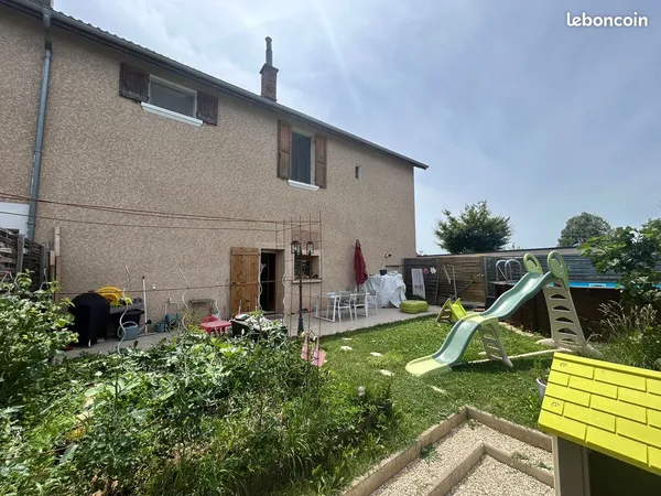 Maison 4 pièces 110m² proche coeur de village