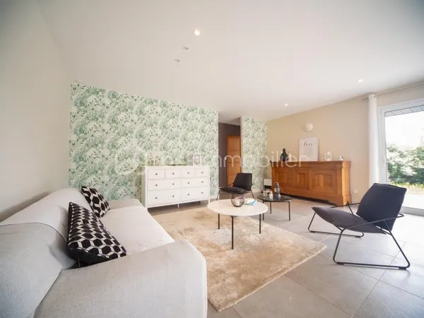 Maison 6 pièces 205 m²