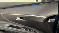 Peugeot 3008 HYBRID 225ch Allure Pack e-EAT8 — photo 29
