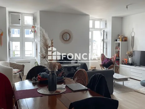 Grand T3 Ancenis Immeuble de caractère superbe rénovation gare à 3 minutes