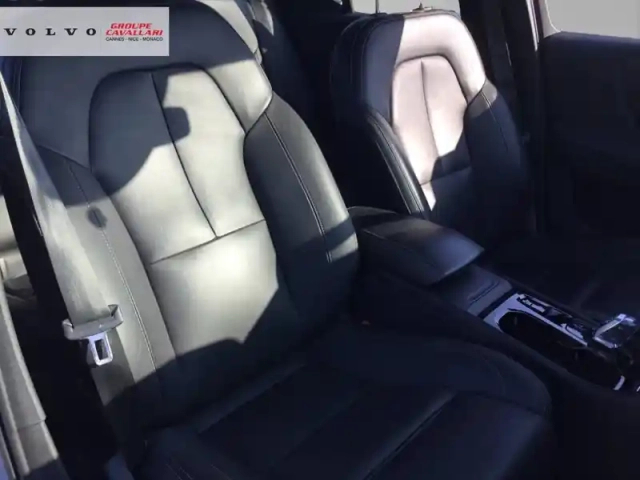 Volvo Xc40 t3 163 ch geartronic 8 — photo 35