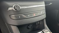Peugeot 308 1.5 BlueHDi 130ch S&S Allure Pack EAT8 — photo 15