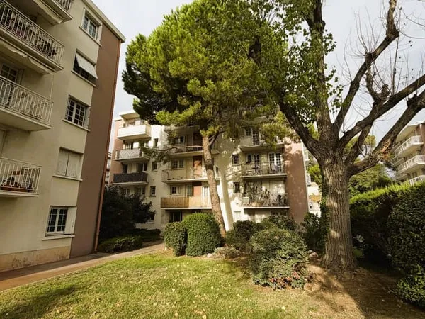 MONTPELLIER LEPIC T1 en étage avec balcon, parking et cellier
