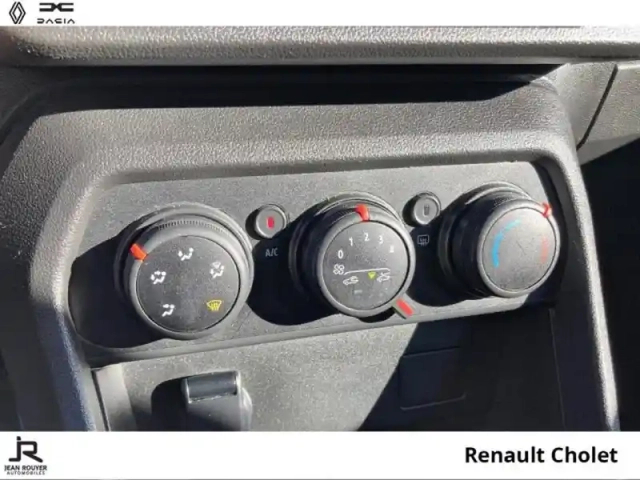 Dacia Sandero 1.0 tce 90ch stepway confort -22 — photo 15