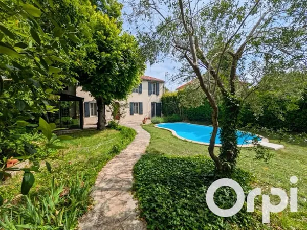 Maison 4 pièces 102 m²