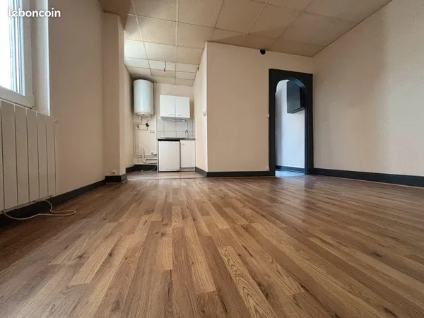 Location F2 40 m² - Échenoz-la-Méline, limite Vesoul / Navenne