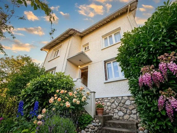 Maison 7 pièces 141 m²