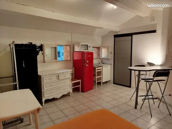 Charmant studio meublé Pont Romain