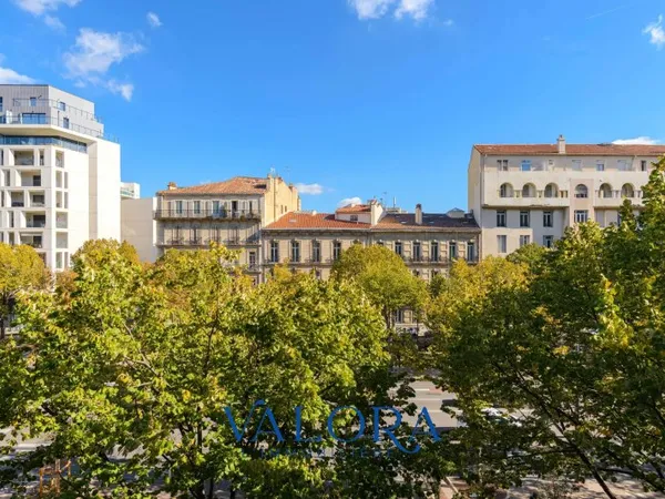 T3 avec terrasse- PRADO RODOCANACHI