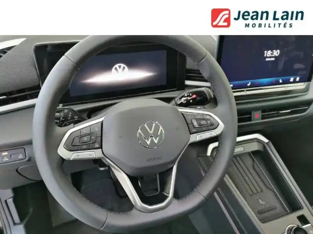 Volkswagen T-Roc 1.5 etsi evo2 hybrid 150 ch dsg7 — photo 12
