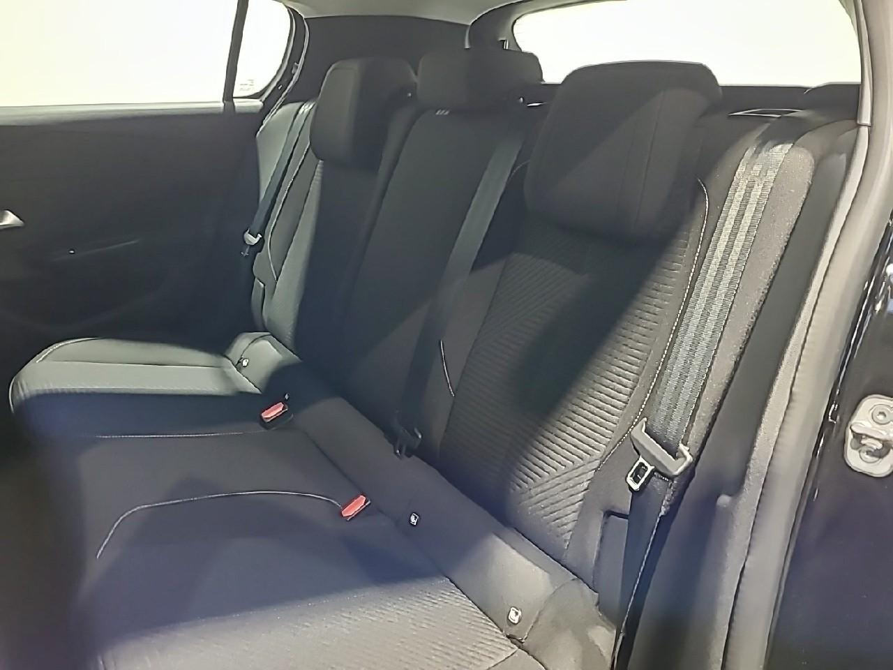 Peugeot 308 hybrid 136 e-dcs6 active pack — photo 13