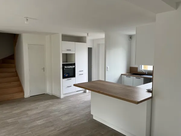 MAISON MODULAIRE A OSSATURE BOIS A BATIR