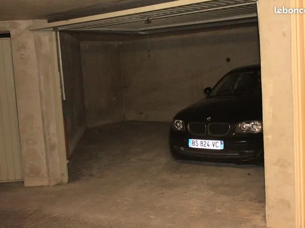 Vente double parking Lyon Part-Dieu