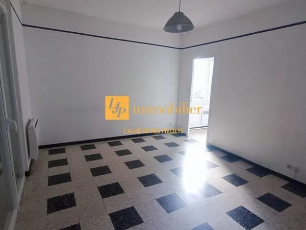Appartement 2 pièces 148 m²