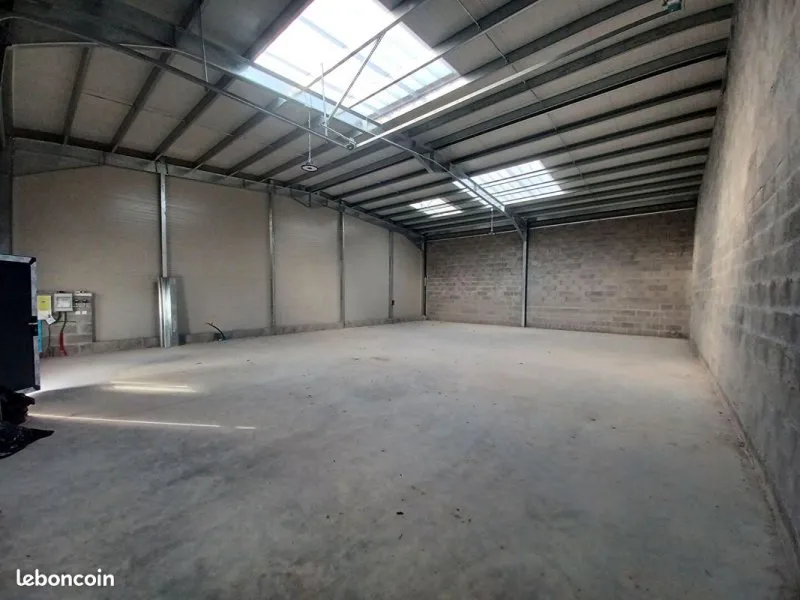 Photo 1