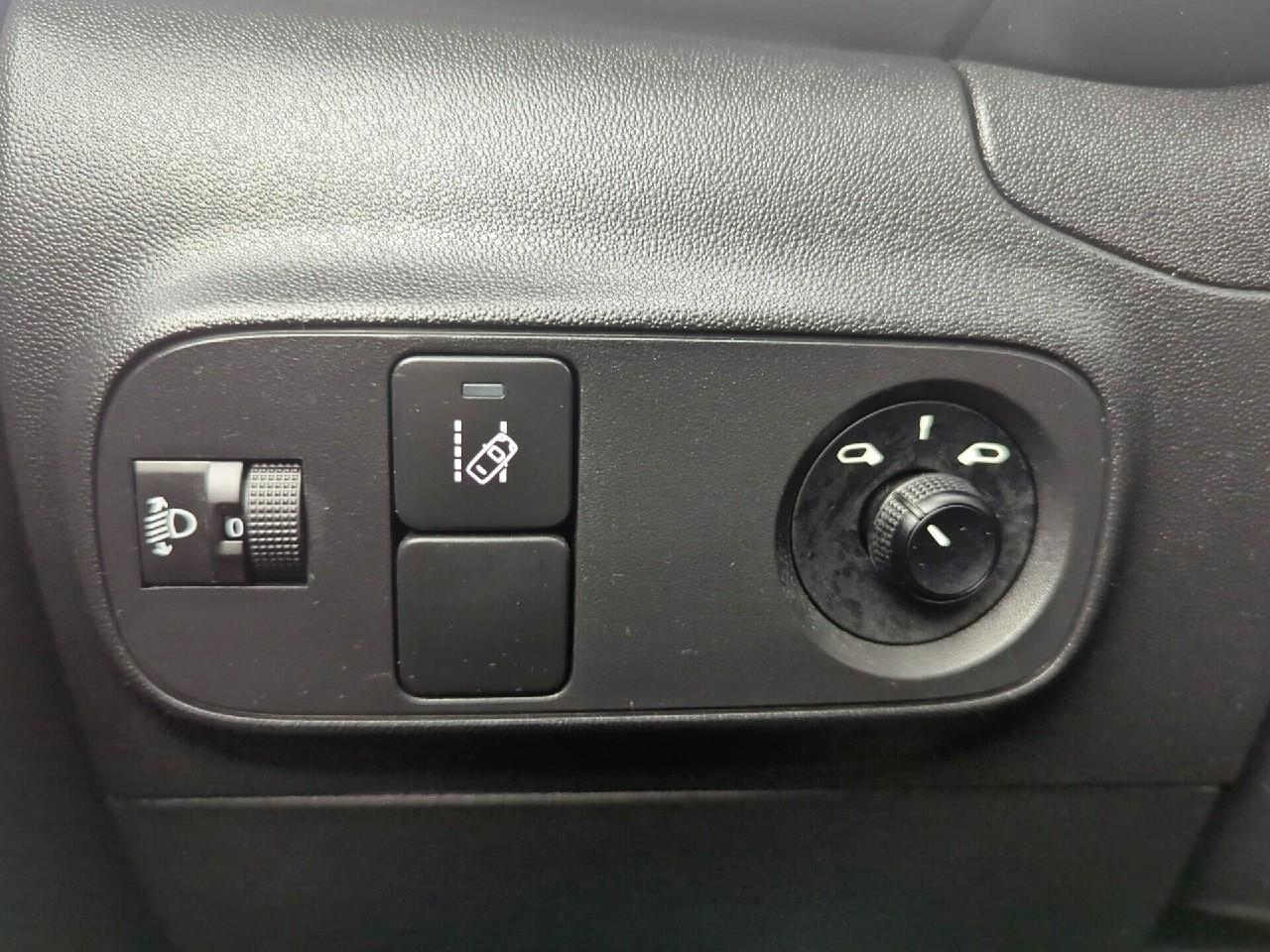 Citroën C3 puretech 83 s&s bvm5 you! — photo 21