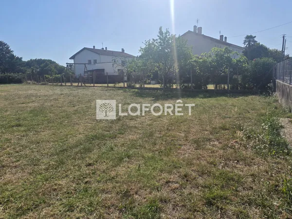 Terrain 489 m²