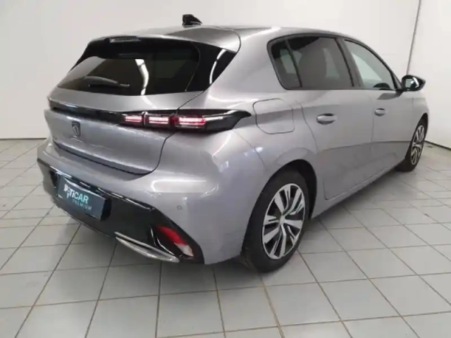 Peugeot 308 1.2 puretech 130ch s&amp;s allure pack eat8 — photo 12