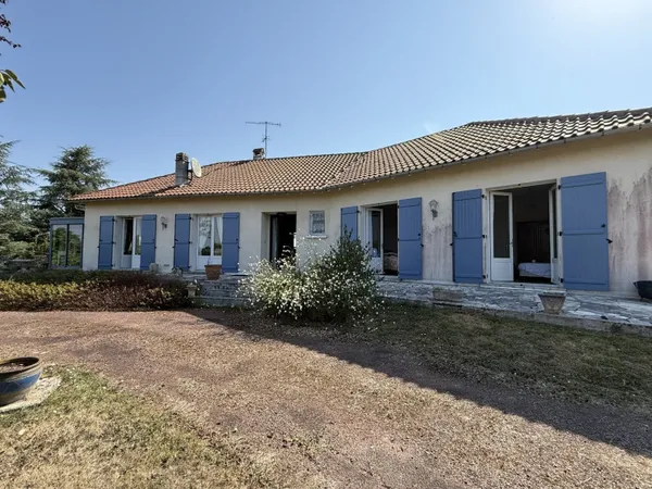 Maison 4 pièces 205 m²