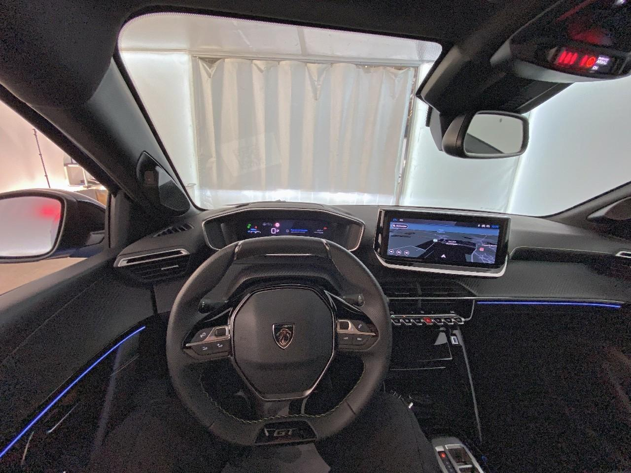 Peugeot 208 hybrid 145 ch e-dcs6 gt — photo 12