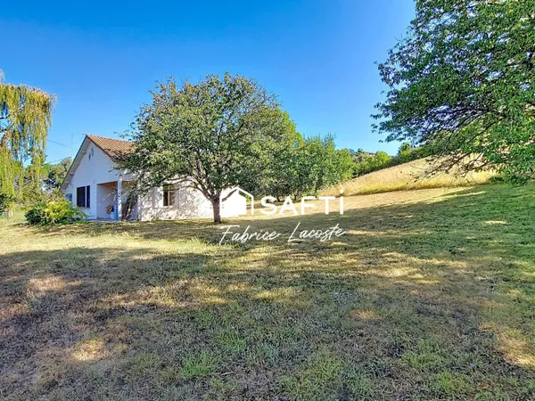 Maison - 6 pièces - 4 chambres - 110 m²