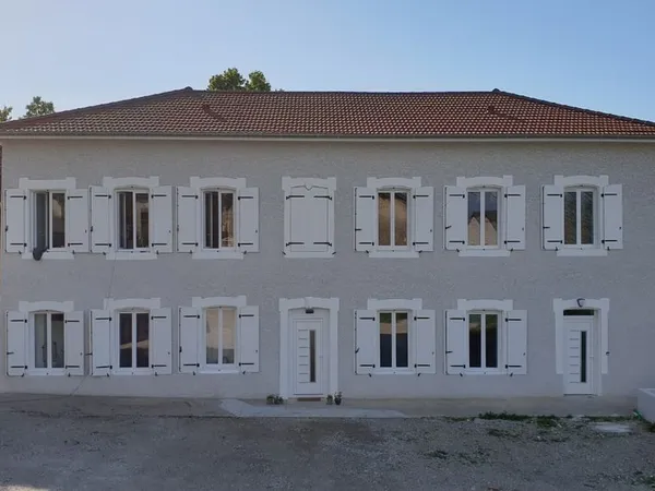 Location maison 4 chambres à Roche
