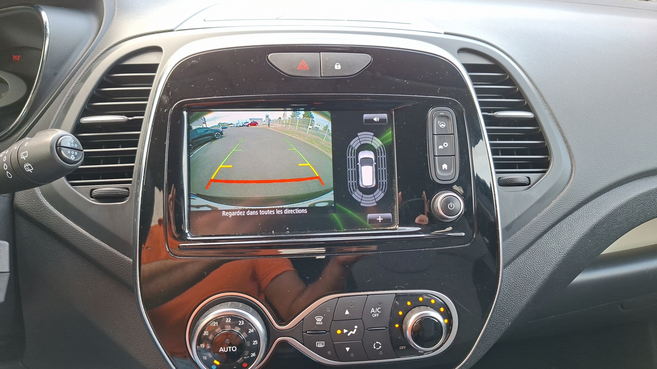 Renault Captur TCe 90 — photo 13