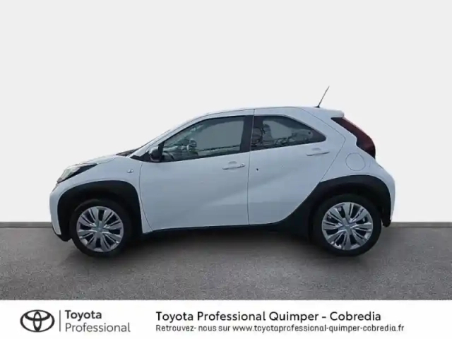Toyota Aygo X 1.0 vvt-i 72ch dynamic my23 — photo 3