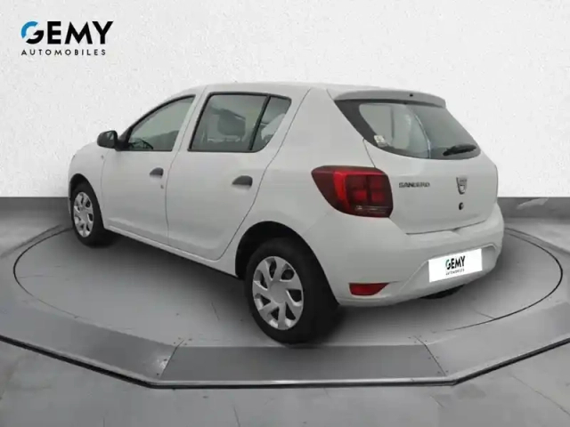 Dacia Sandero sce 75 — photo 22