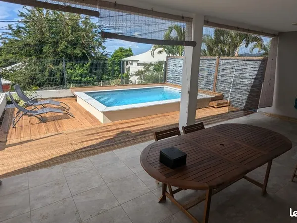 Villa T3 avec piscine privative & Vue mer- MOYENNE DUREE - Sainte-Luce