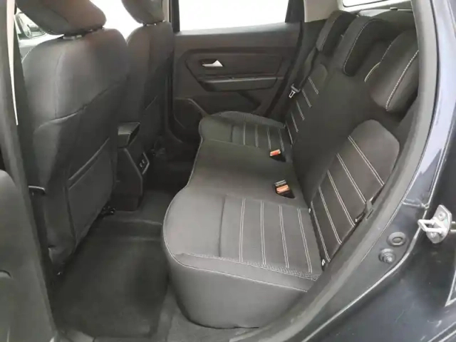 Dacia Duster tce 150 fap 4x2 edc — photo 27