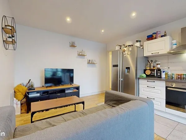 Chambre 5 pièces 72 m²