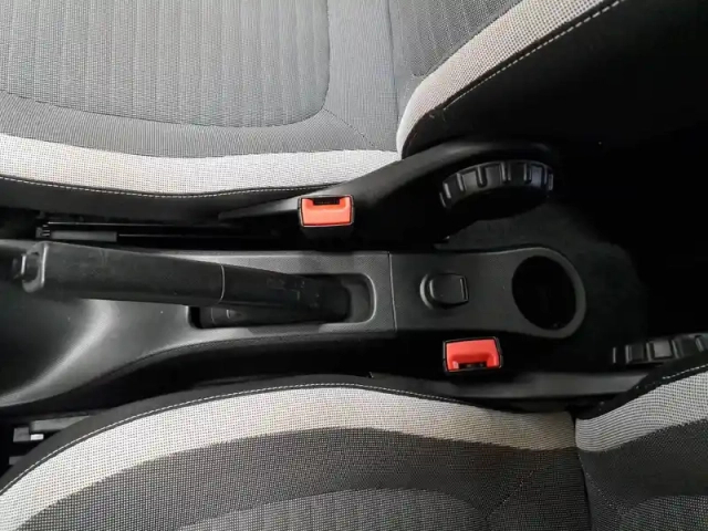 Renault Twingo iii sce 65 — photo 32