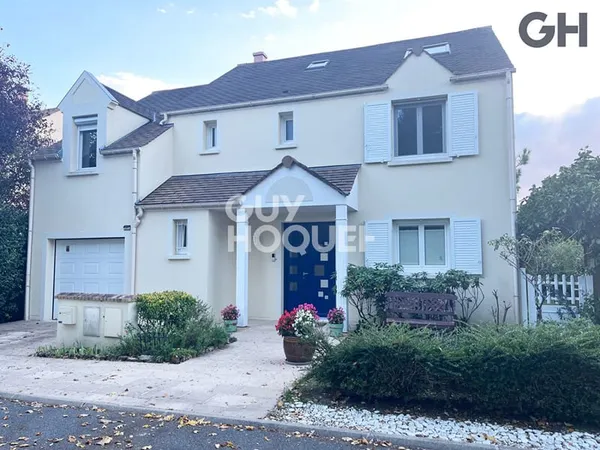 CHARMANTE MAISON FAMILIALE DE 7 PIECES (162.40 m²) À SOISY-SUR-SEINE