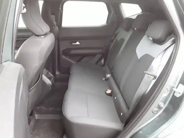 Dacia Duster hybrid 155 — photo 15