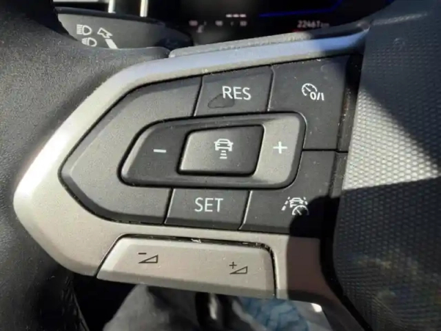Volkswagen Polo 1.0 tsi 95ch r-line edition — photo 14