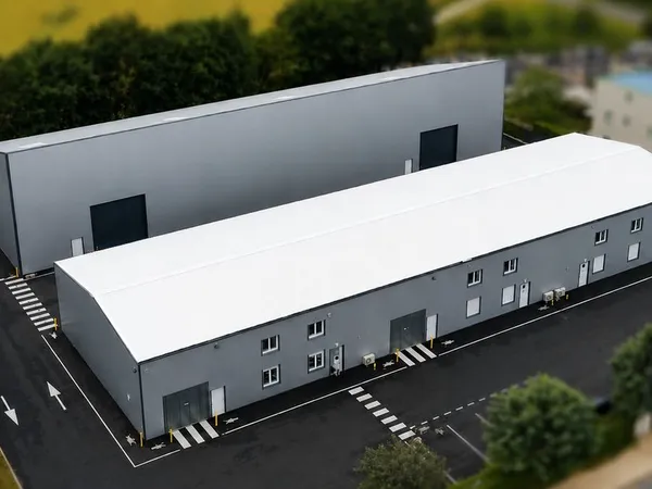 Locaux d'activité - Cellules de 100 à 900m2 - Bureaux et/ou stockage - ZA Les Petits Partenais
