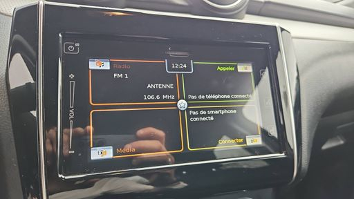 Suzuki Swift 1.2 DualJet 83 Hybride - Privilege – 2020 – 87265 km – Hybride essence – Boîte Manuelle — photo 10
