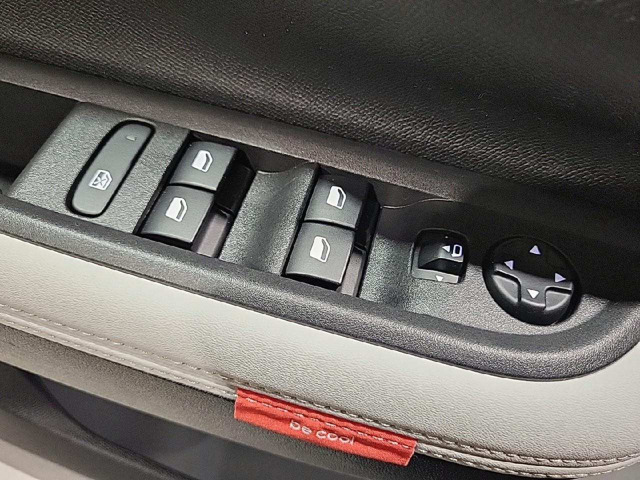 Citroën C3 hybride 110 ch automatique max — photo 23
