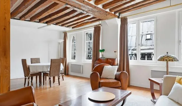 Appartement Paris Ier