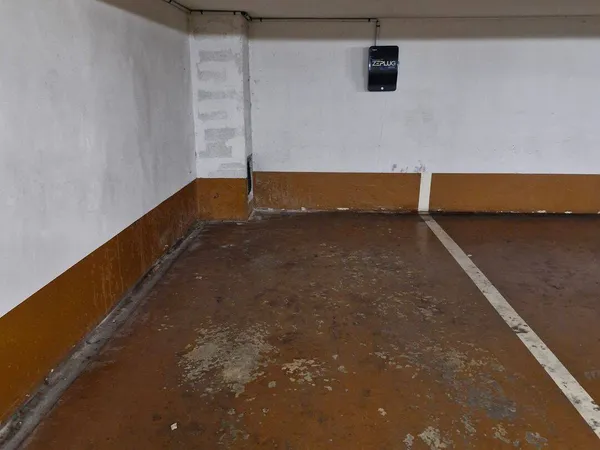 Parking 11 m²