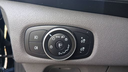 Ford Transit Custom VU 2.0 EcoBlue 185 BVA - Sport – 2020 – 96455 km – Diesel – Boîte Automatique — photo 4