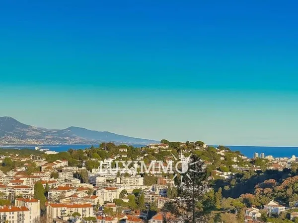 Villa 7 pièces 200 m²