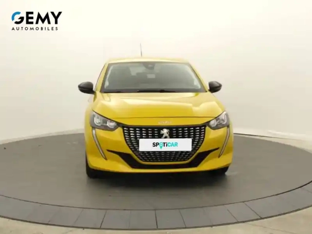 Peugeot 208 puretech 100 s&amp;s eat8 — photo 2