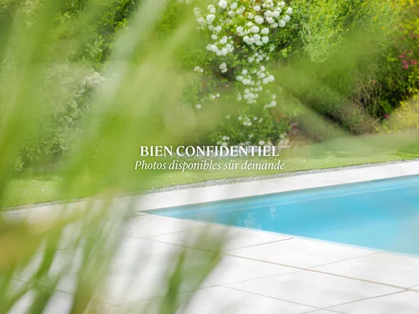 Demeure de caractère rénovée et sa piscine
